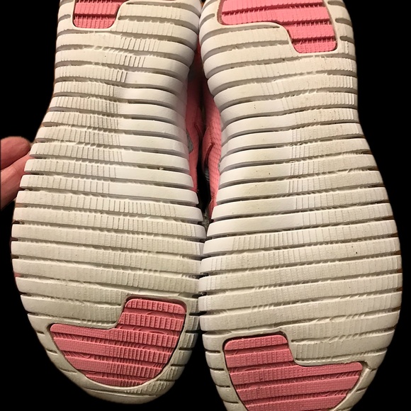 NEW BALANCE SNEAKERS - Picture 2 of 5